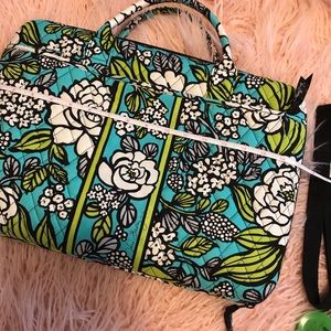 Vera Bradley Island Blooms laptop case